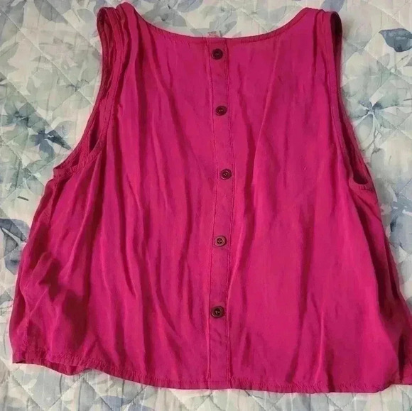 ARIZONA size small fuisha/pink crop top - Picture 4 of 4